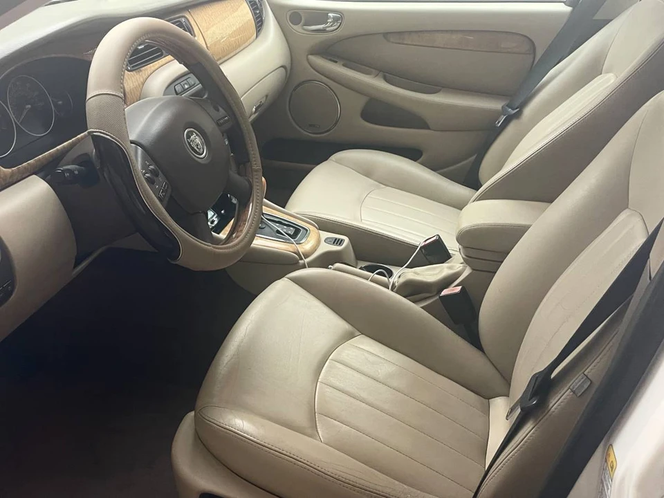 2005 Jaguar X-Type - Image 6 of 8