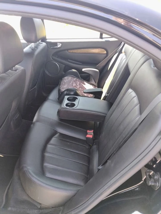 2005 Jaguar X-Type - Image 7 of 10