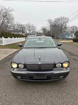 2005 Jaguar XJR