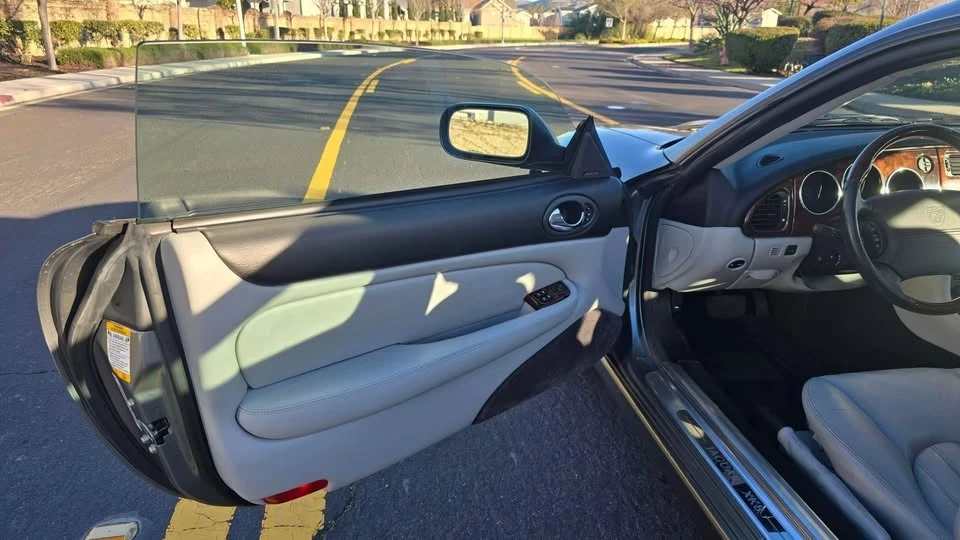 2005 Jaguar X100 XK8 - Image 14 of 20