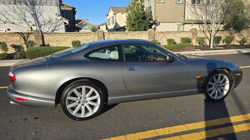2005 Jaguar X100 XK8 - Image 11 of 19