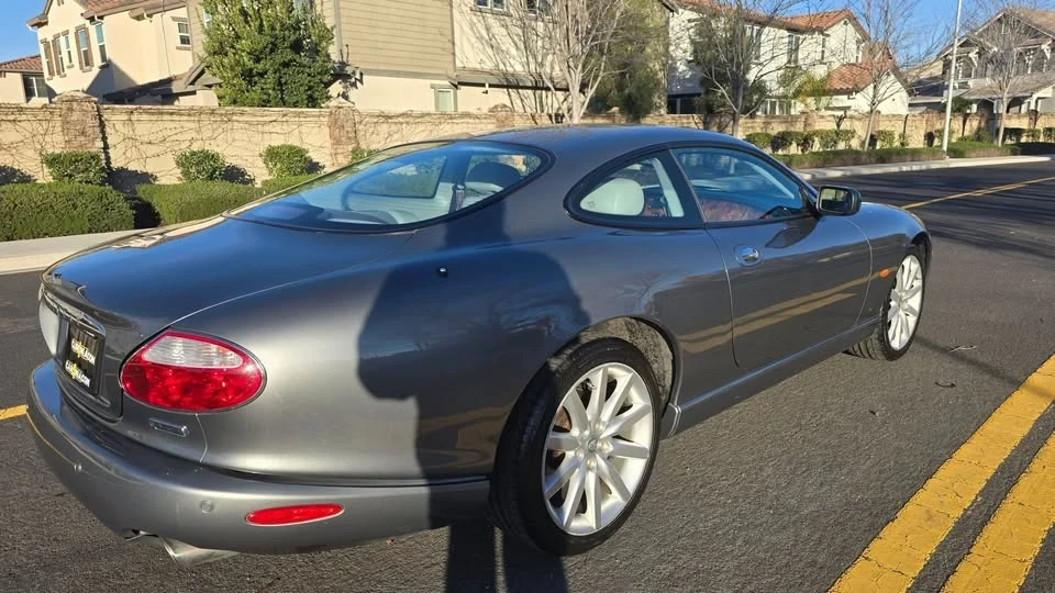2005 Jaguar X100 XK8 - Image 10 of 20