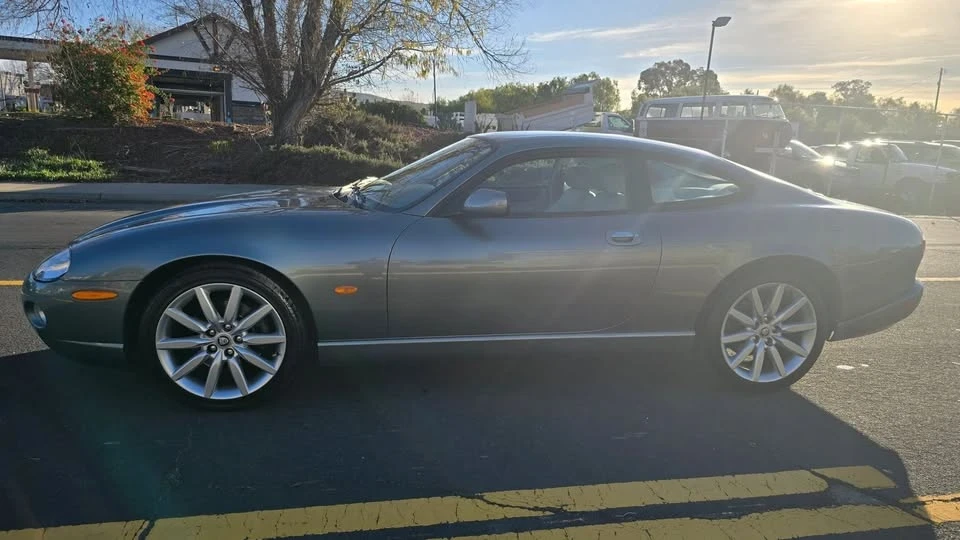 2005 Jaguar X100 XK8 - Image 5 of 20