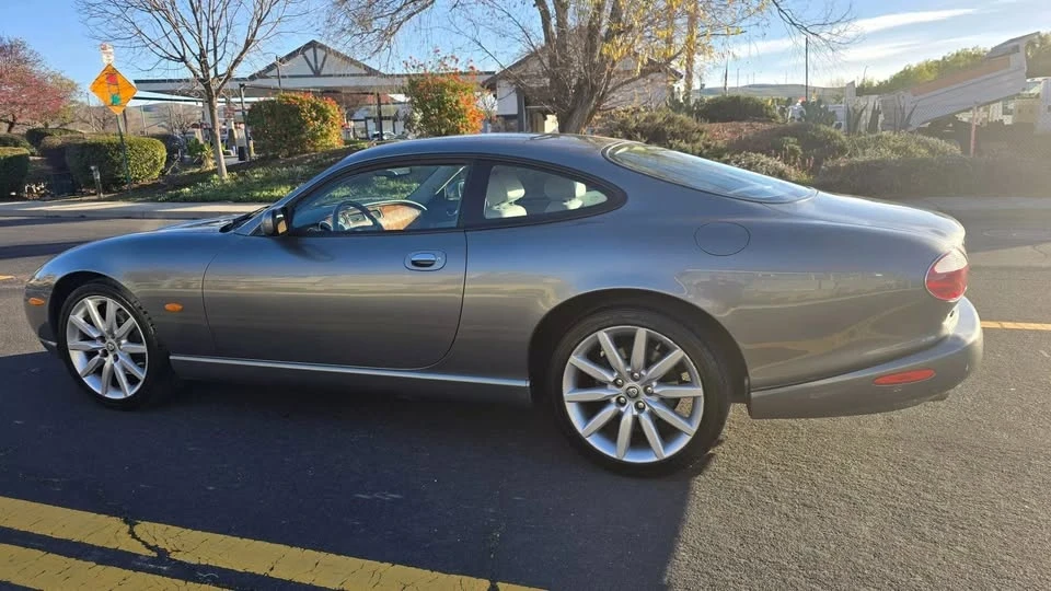 2005 Jaguar X100 XK8 - Image 6 of 20