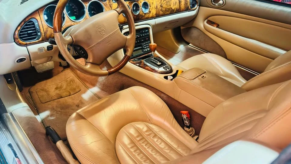 2005 Jaguar X100 XK8 - Image 5 of 8