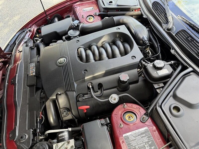 2005 Jaguar X100 XK8 - Image 17 of 19