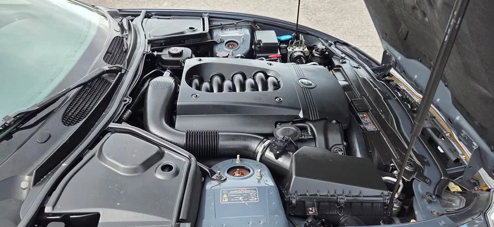 2005 Jaguar X100 XK8 - Image 11 of 20