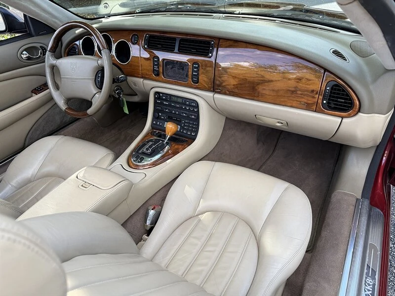 2005 Jaguar X100 XK8 - Image 7 of 19