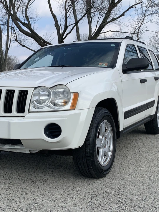 2005 Jeep WK Grand Cherokee - Image 10 of 31