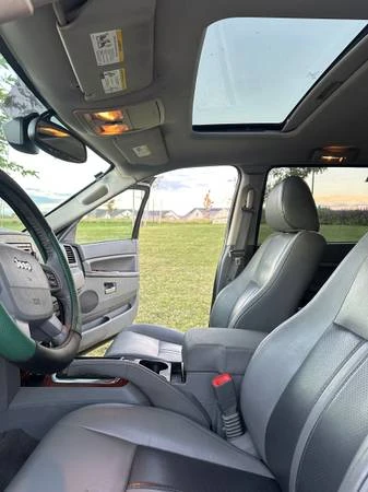 2005 Jeep WK Grand Cherokee - Image 5 of 10