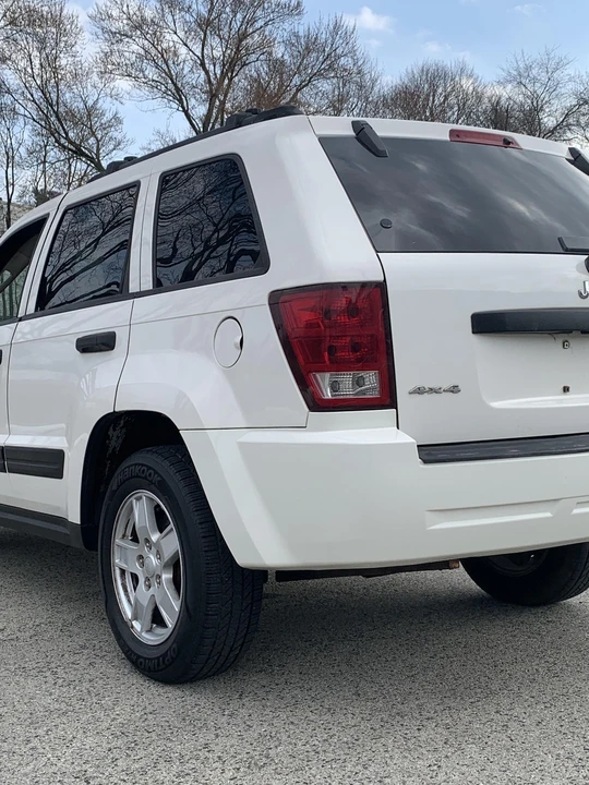 2005 Jeep WK Grand Cherokee - Image 6 of 12