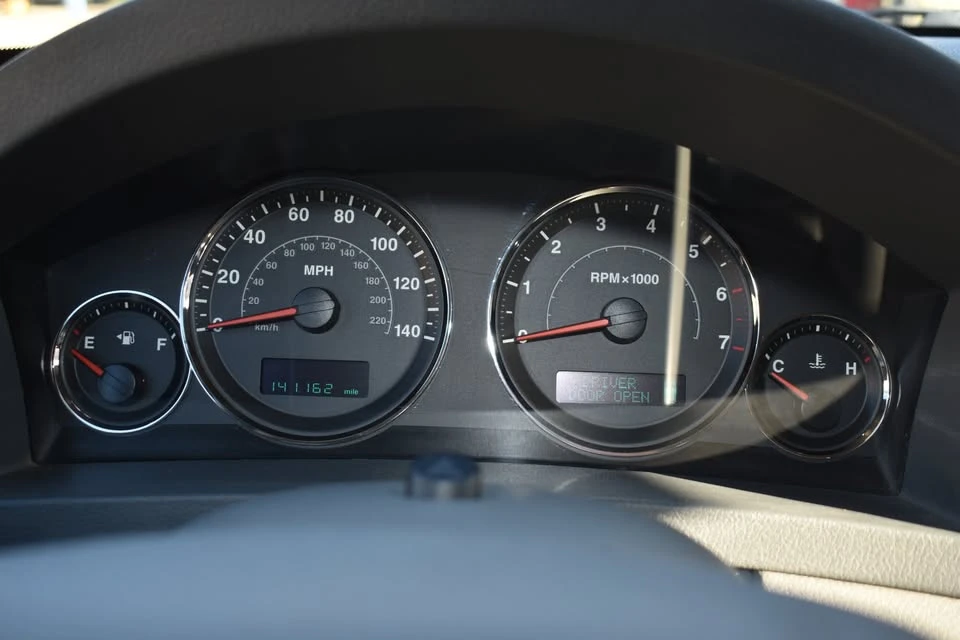 2005 Jeep WK Grand Cherokee - Image 4 of 14