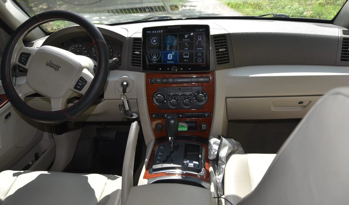 2005 Jeep Grand Cherokee - Image 11 of 24
