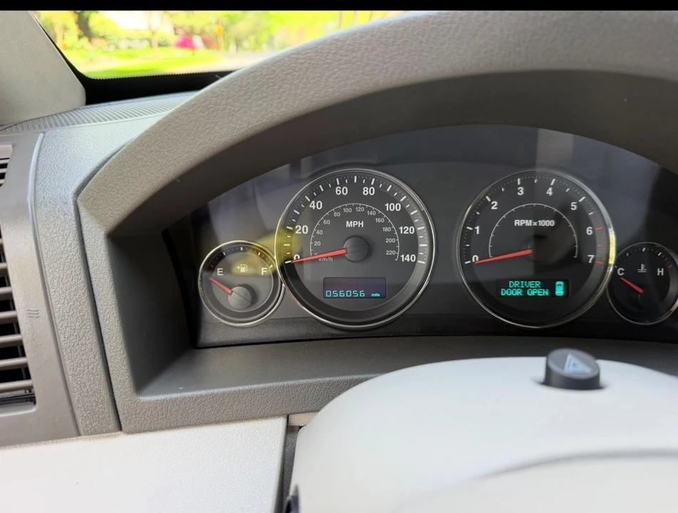 2005 Jeep Grand Cherokee - Image 19 of 31