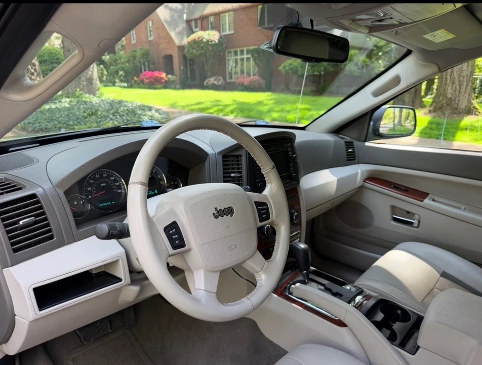 2005 Jeep Grand Cherokee - Image 17 of 31