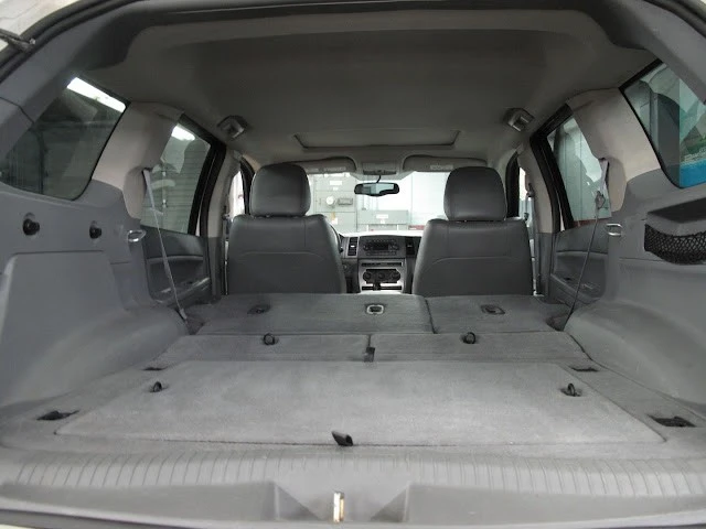 2005 Jeep Grand Cherokee - Image 29 of 31