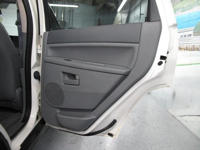 2005 Jeep Grand Cherokee - Image 21 of 31