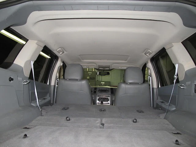 2005 Jeep Grand Cherokee - Image 30 of 31