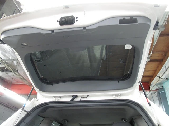 2005 Jeep Grand Cherokee - Image 25 of 31