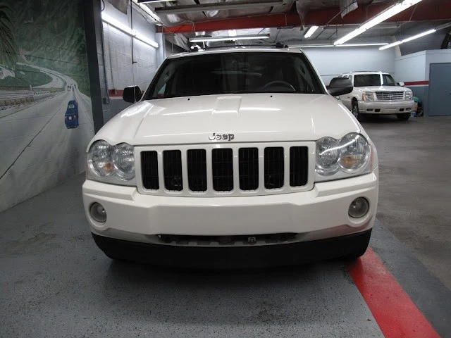 2005 Jeep Grand Cherokee - Image 8 of 31