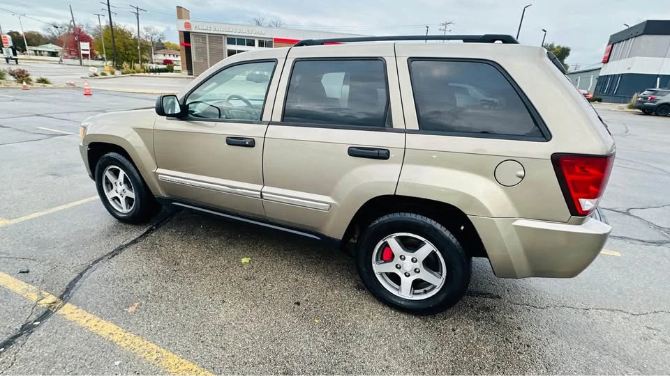 2005 Jeep Grand Cherokee - Image 6 of 8