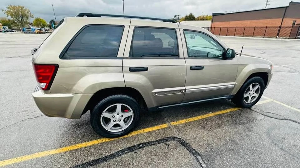 2005 Jeep Grand Cherokee - Image 2 of 8
