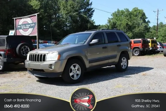 2005 Jeep Grand Cherokee Laredo Sport Utility 4D