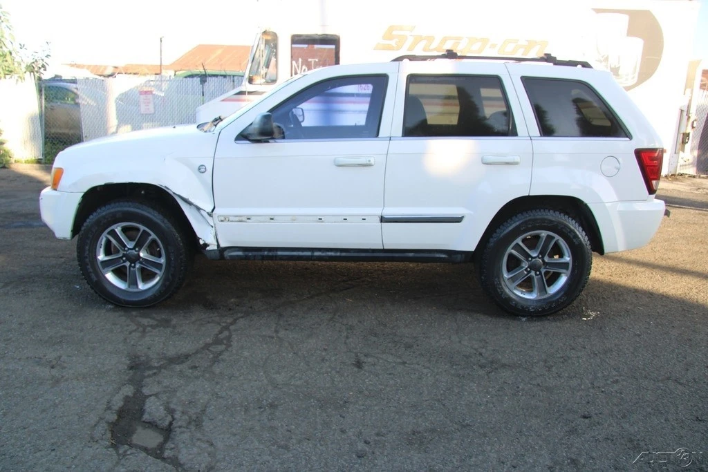 2005 Jeep Grand Cherokee - Image 3 of 21