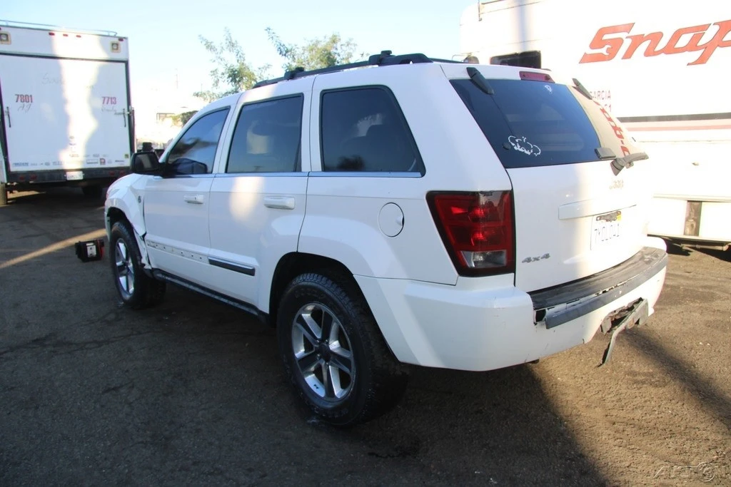 2005 Jeep Grand Cherokee - Image 4 of 21