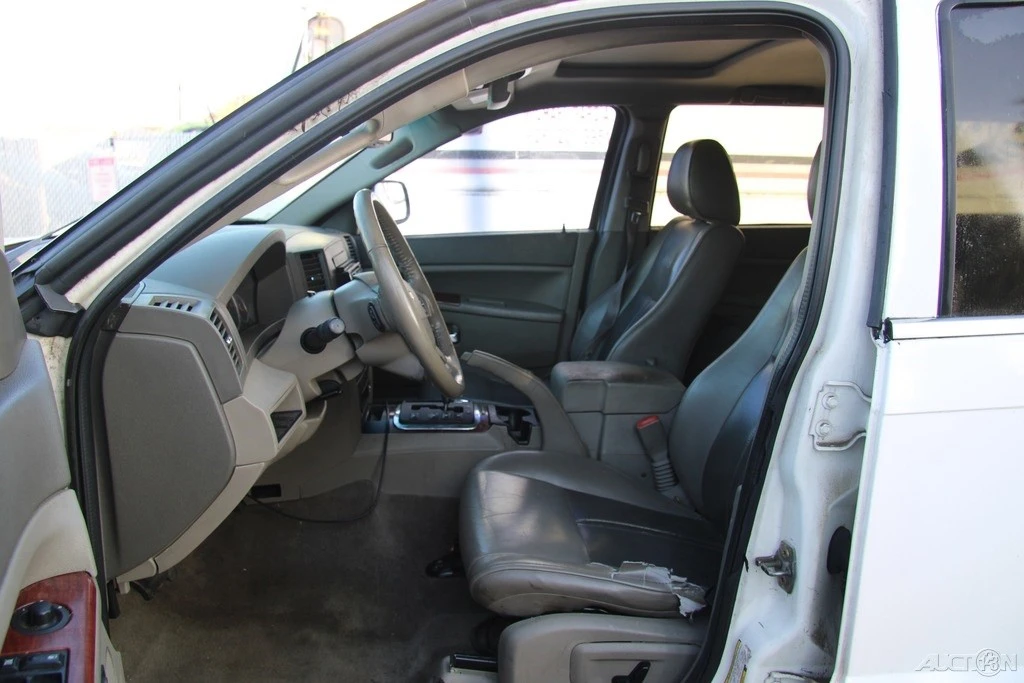 2005 Jeep Grand Cherokee - Image 12 of 21