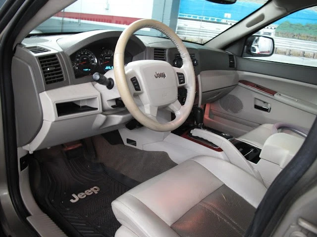 2005 Jeep Grand Cherokee - Image 8 of 31