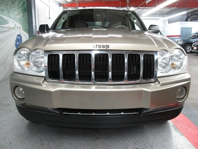 2005 Jeep Grand Cherokee - Image 21 of 31