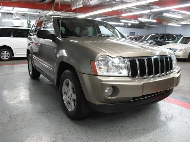 2005 Jeep Grand Cherokee - Image 11 of 31