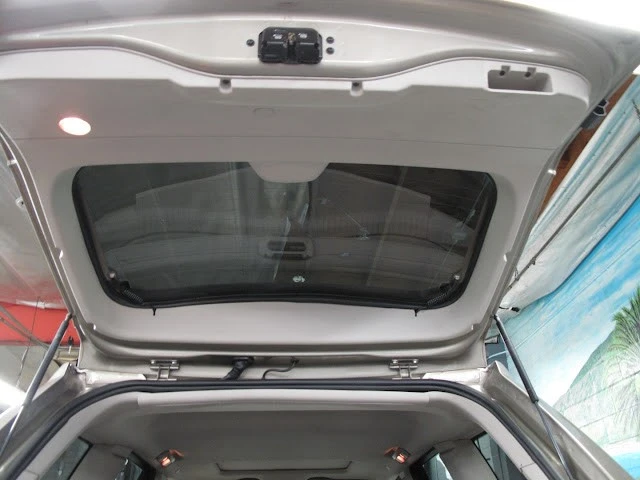 2005 Jeep Grand Cherokee - Image 25 of 31