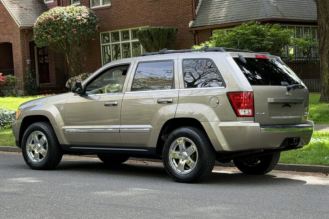 2005 Jeep WK Grand Cherokee - Image 11 of 31