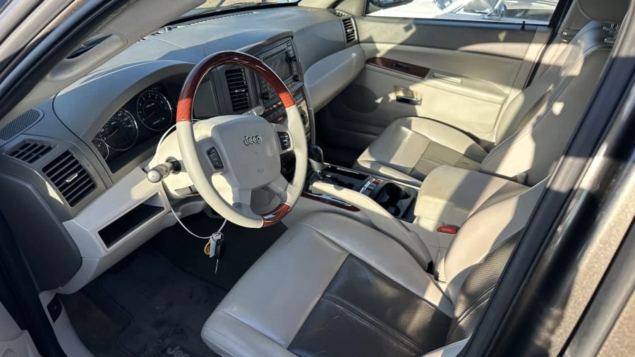 2005 Jeep WK Grand Cherokee - Image 8 of 15