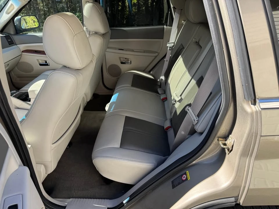 2005 Jeep WK Grand Cherokee - Image 9 of 15
