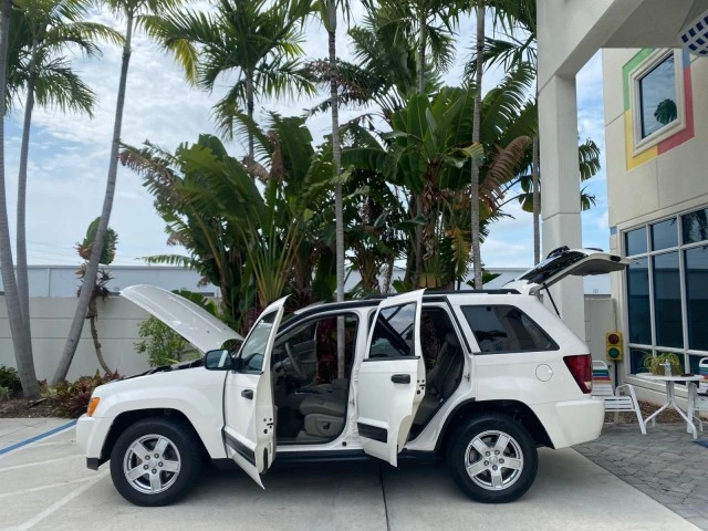 2005 Jeep Grand Cherokee - Image 9 of 21