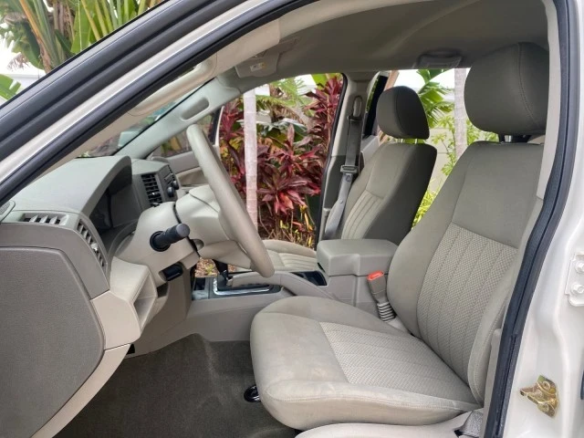 2005 Jeep Grand Cherokee - Image 11 of 21