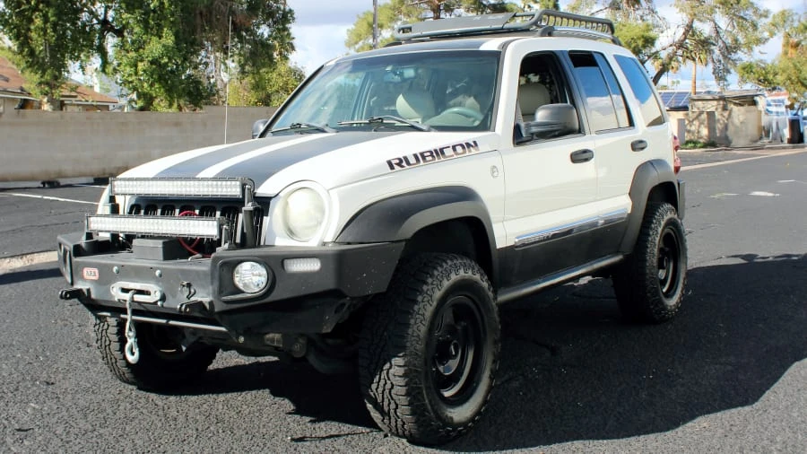 2005 Jeep KJ Liberty - Image 2 of 3