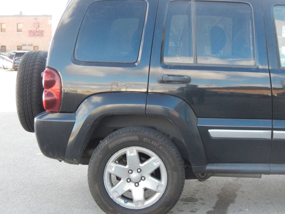 2005 Jeep KJ Liberty - Image 21 of 21
