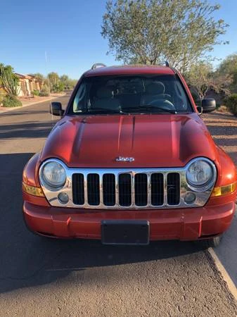 2005 Jeep KJ Liberty - Image 2 of 7