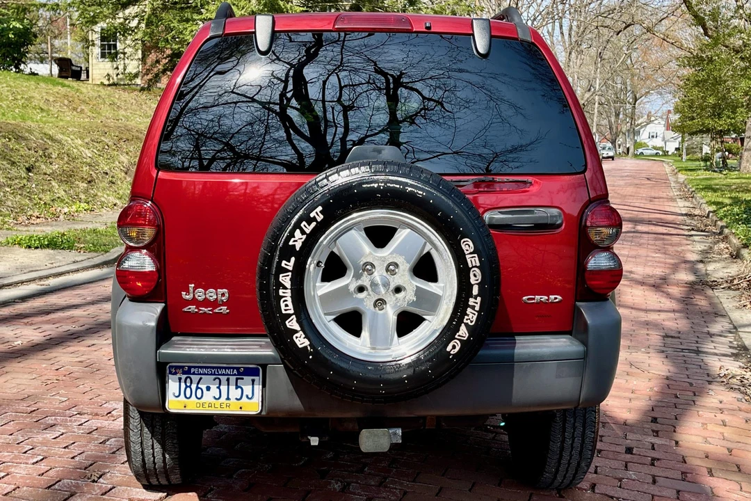 2005 Jeep KJ Liberty - Image 5 of 31