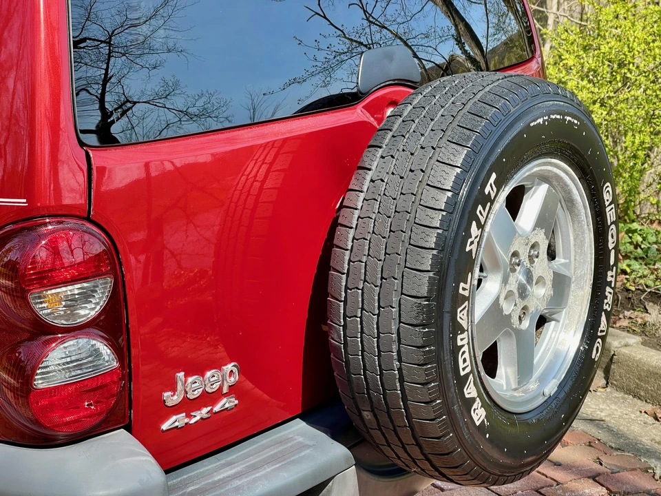 2005 Jeep KJ Liberty - Image 21 of 31