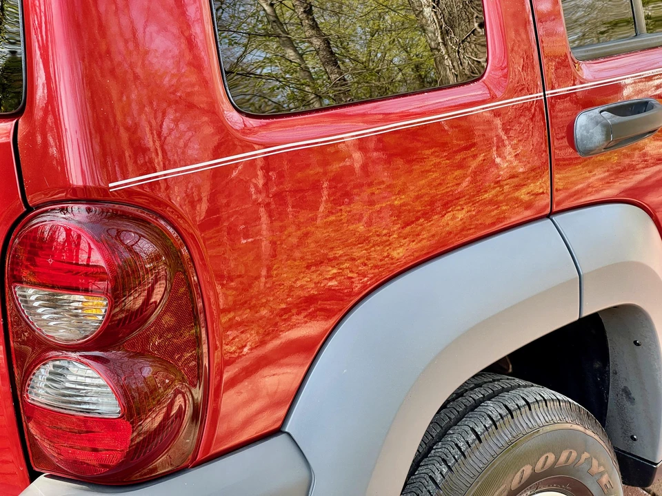 2005 Jeep KJ Liberty - Image 23 of 31