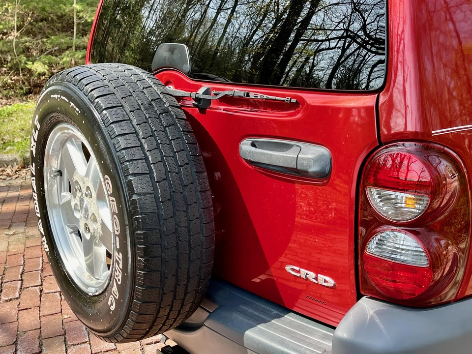 2005 Jeep KJ Liberty - Image 22 of 31