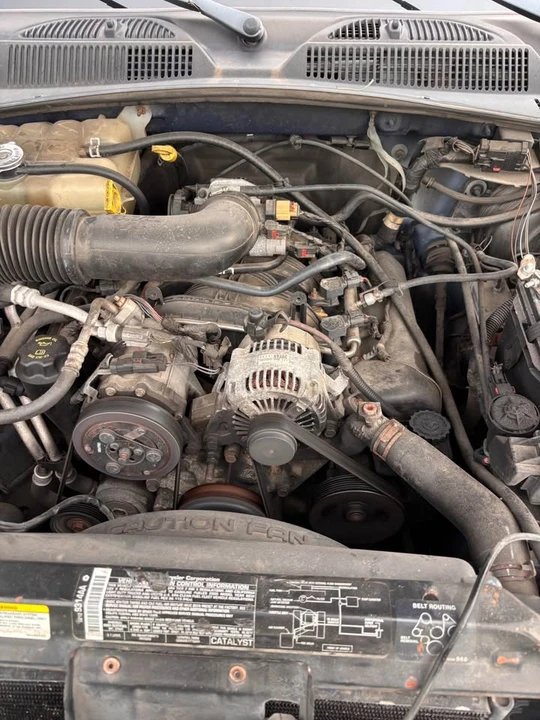 2005 Jeep KJ Liberty - Image 11 of 13