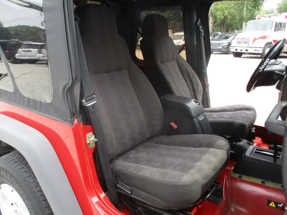 2005 Jeep TJ Wrangler - Image 13 of 20