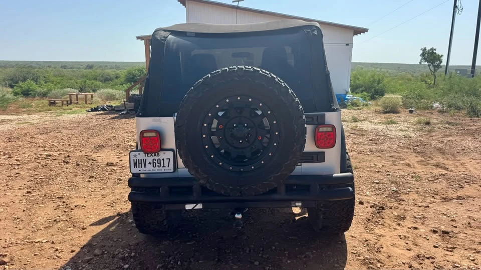 2005 Jeep TJ Wrangler - Image 5 of 14