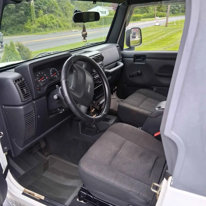 2005 Jeep Wagoneer - Image 3 of 8